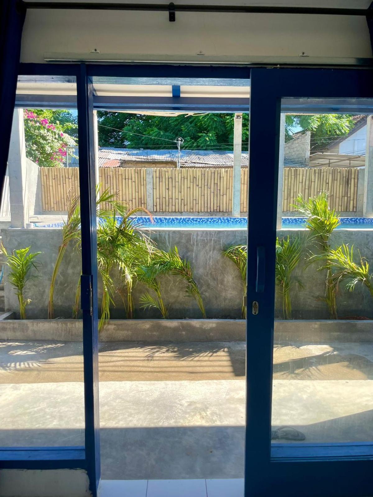 Hostel Gili Trawangan Exterior photo